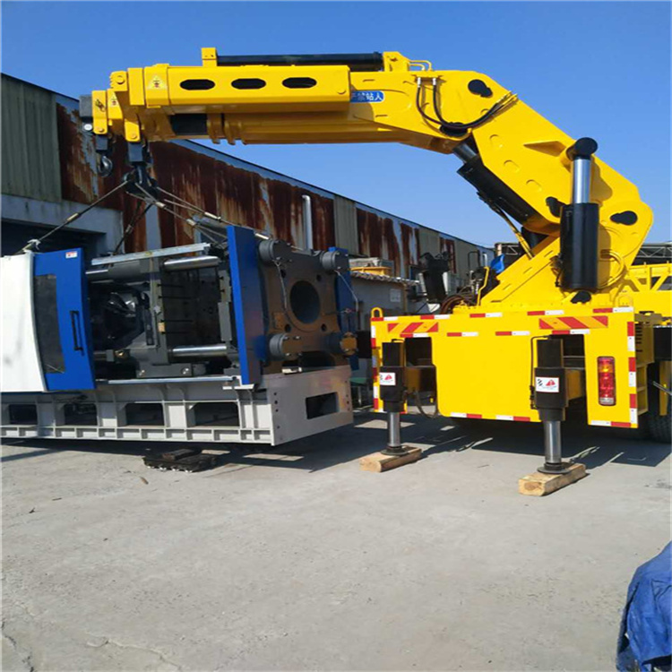 潜江 大吨位折臂吊出租费用解析：一小时租赁多少钱