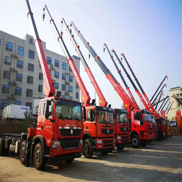 潜江租专业吊车电话